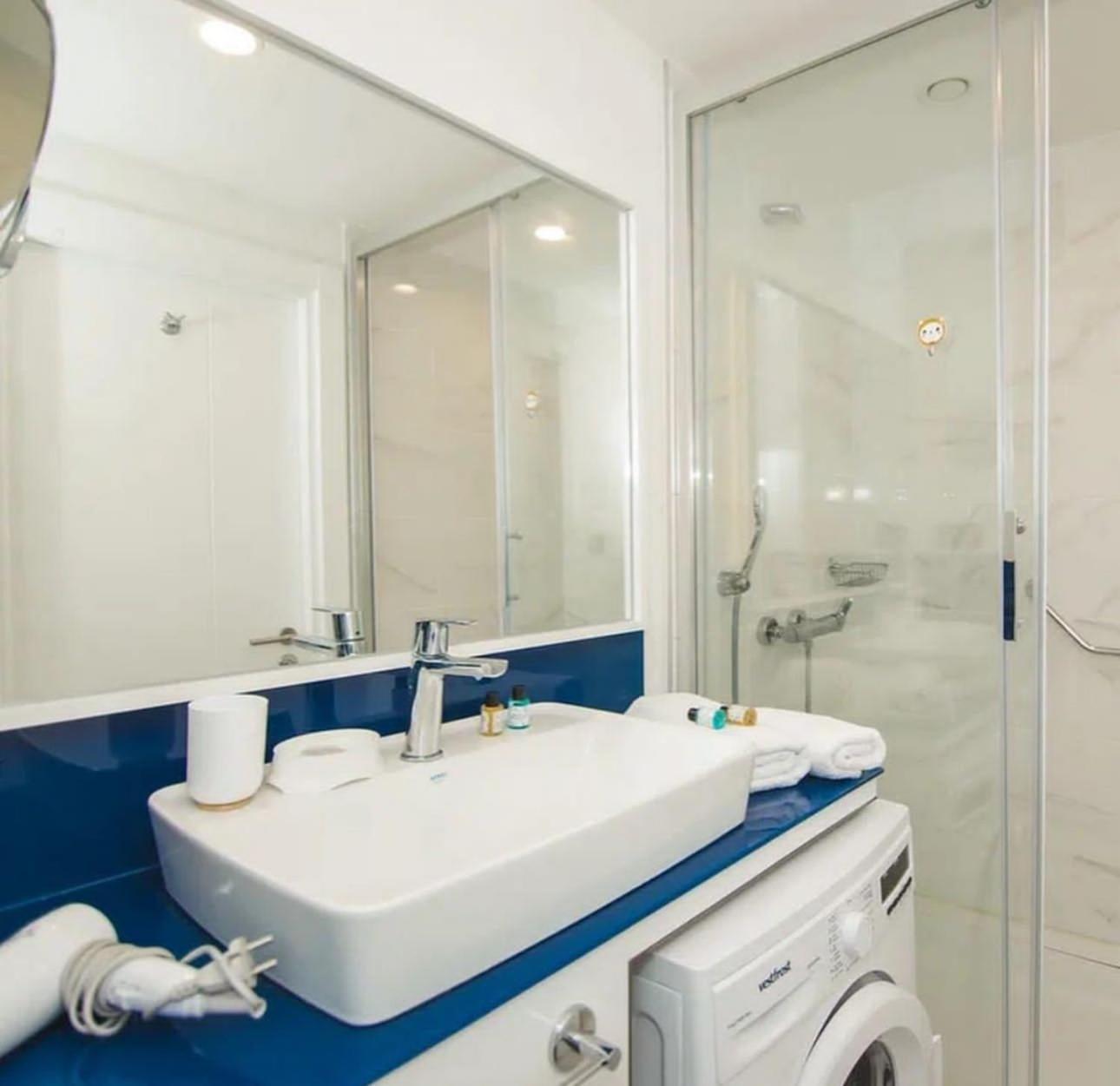 Queen Apartments In บาทูมิ ภายนอก รูปภาพ